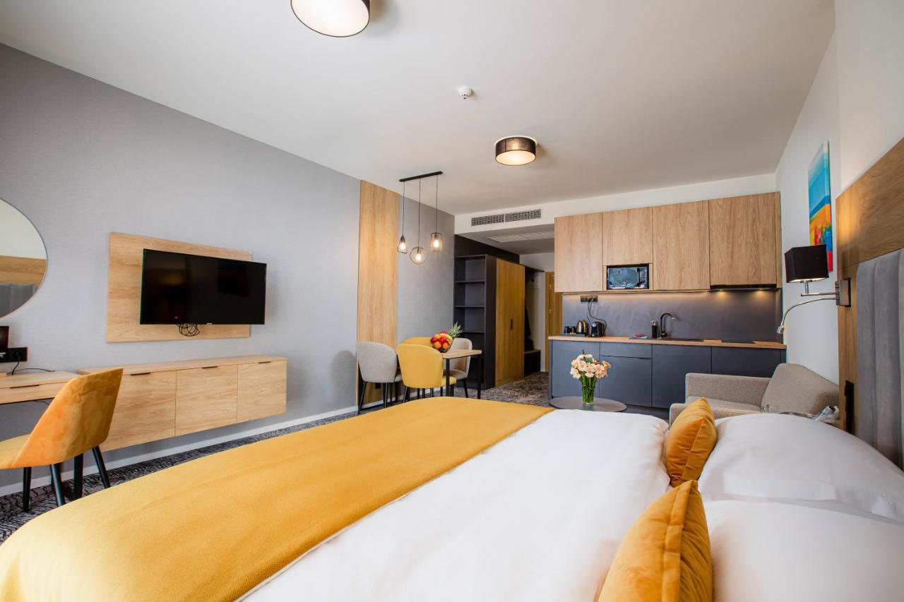 Besenova Gino Paradise Apartments With Aquapark Экстерьер фото